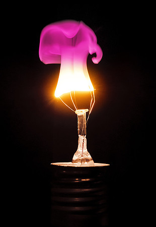 Light bulb filament