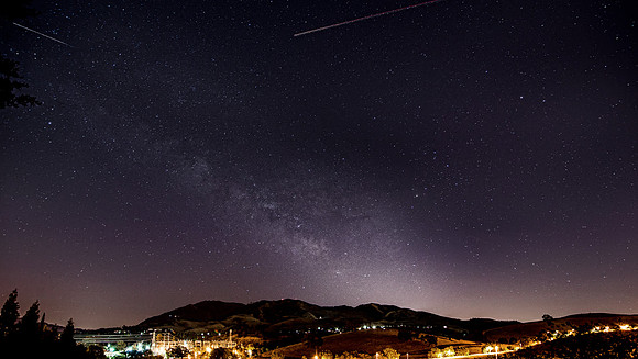 milkyway over MT Diablo