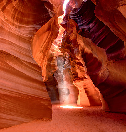 Antelope Canyon Beam